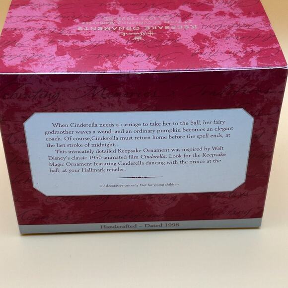 Hallmark Keepsake Ornament "Cinderella Coach" 1998 Walt Disney - New in Box - Picture 2 of 4